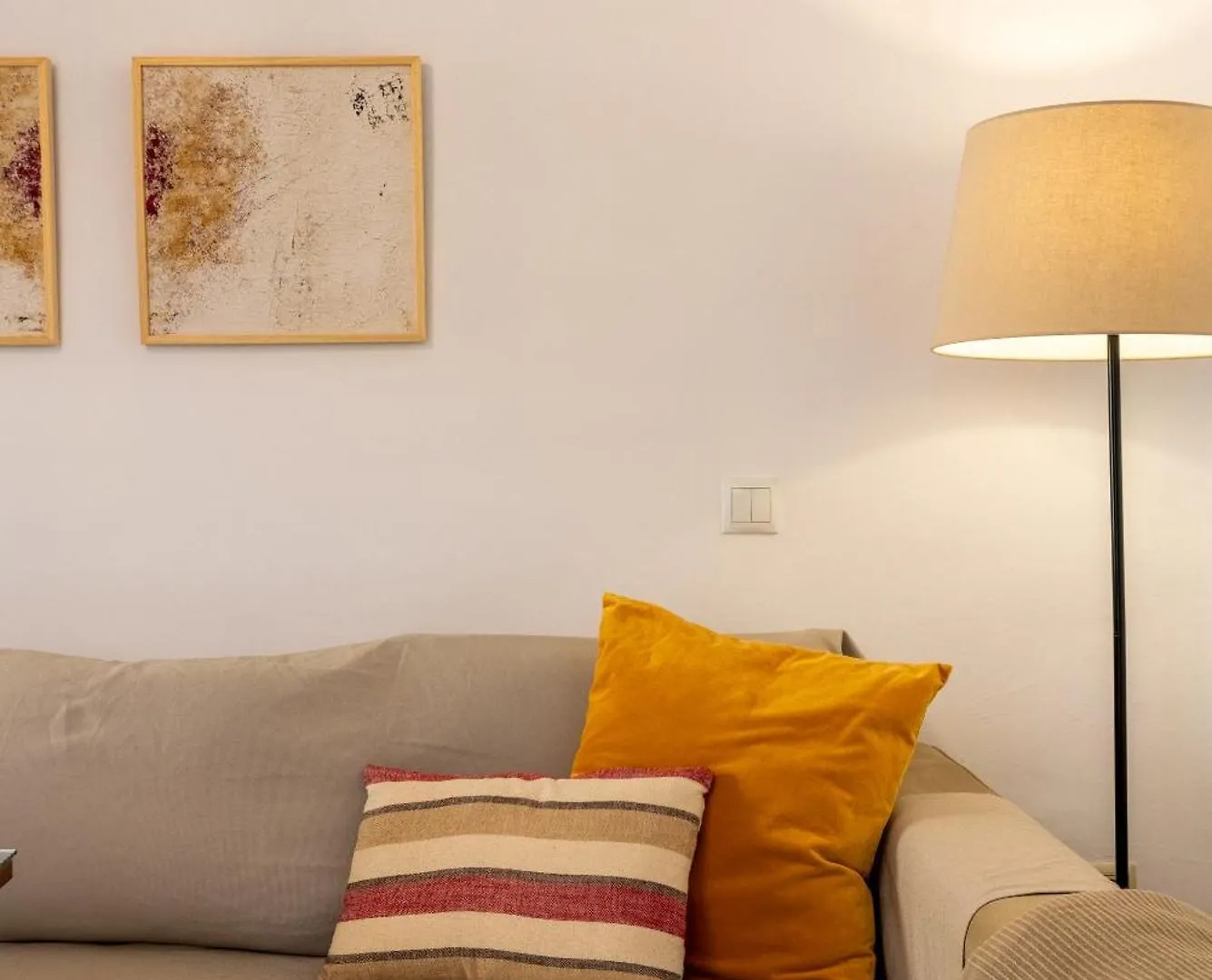 Behouse Calatrava Apartment Seville