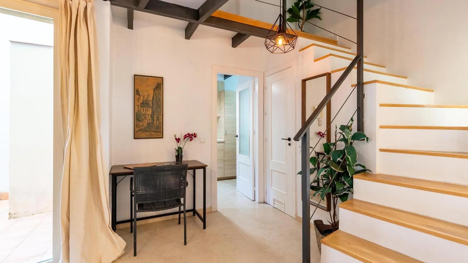 Behouse Calatrava Apartment Seville