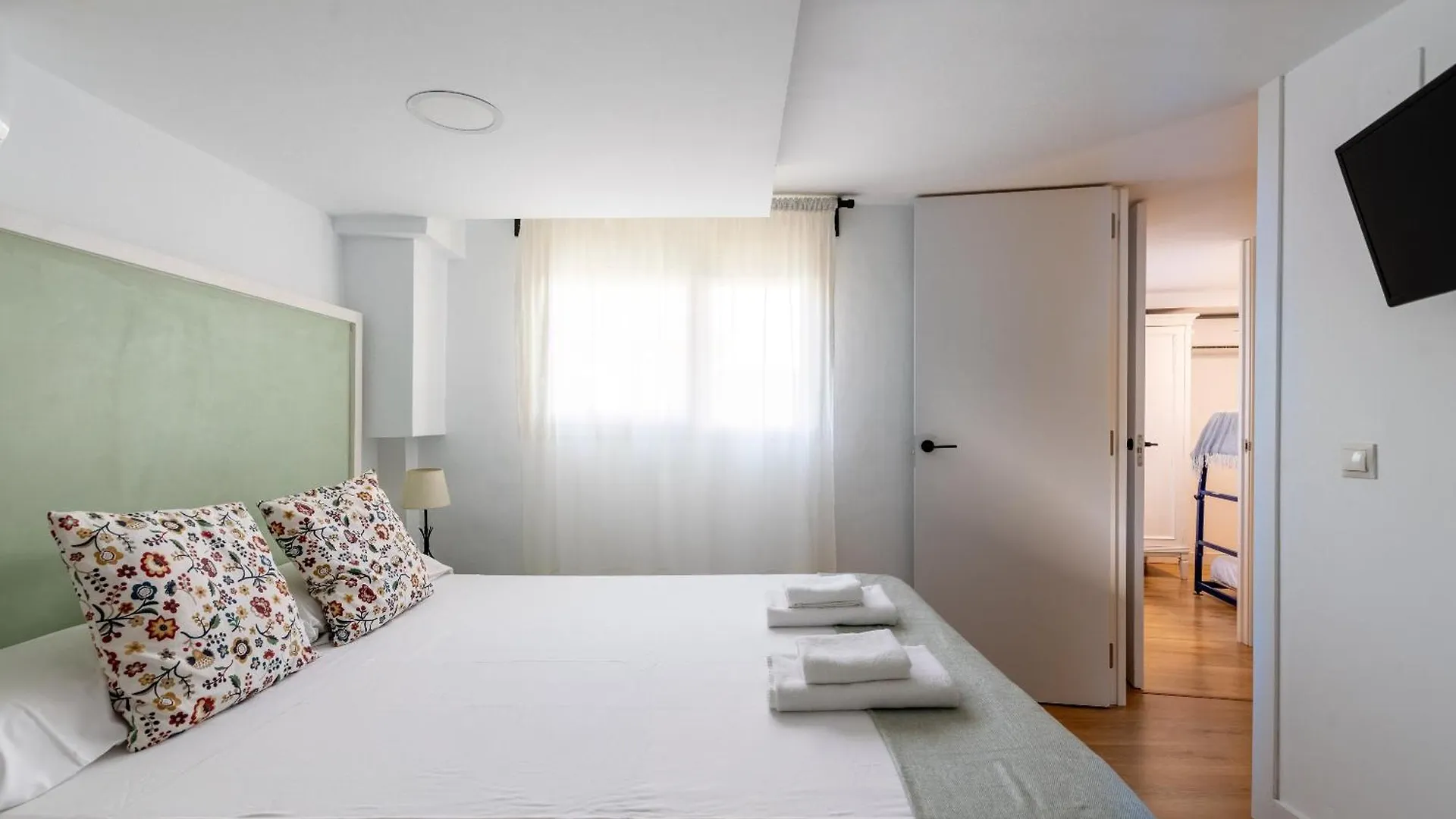 Behouse Calatrava Apartment Seville 0*,